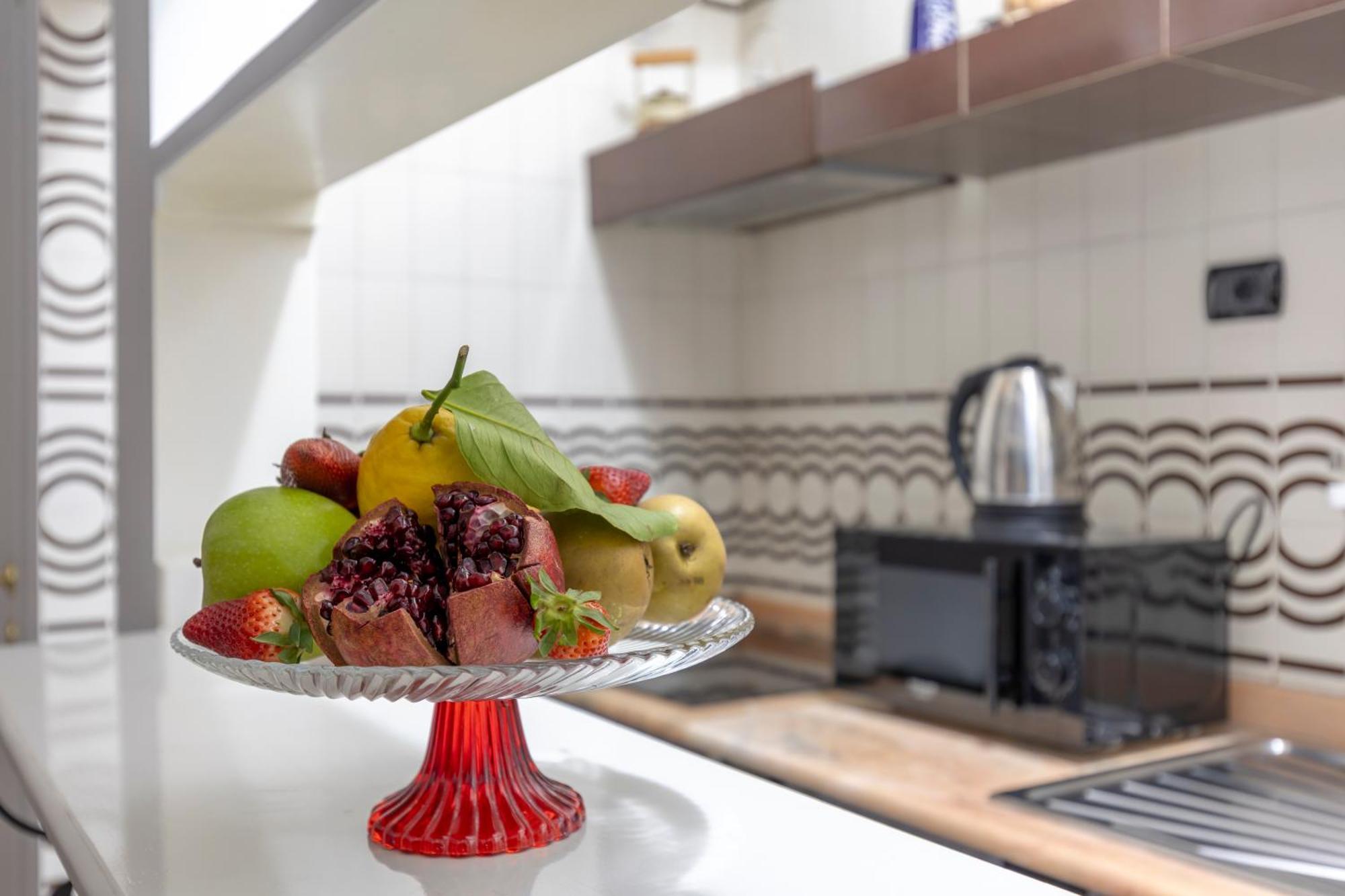 Niloufar Residence Napoli Екстер'єр фото