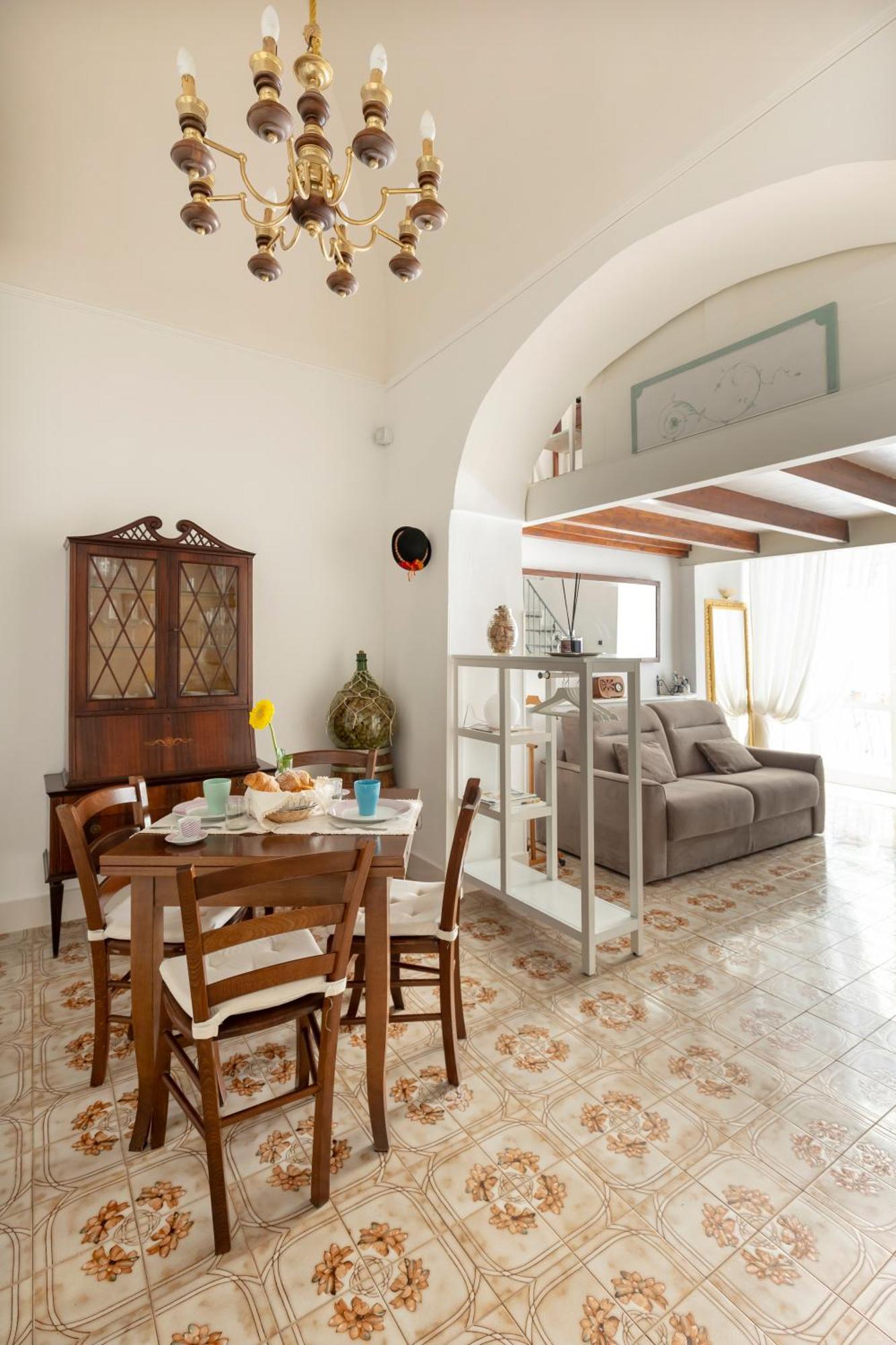 Niloufar Residence Napoli Екстер'єр фото
