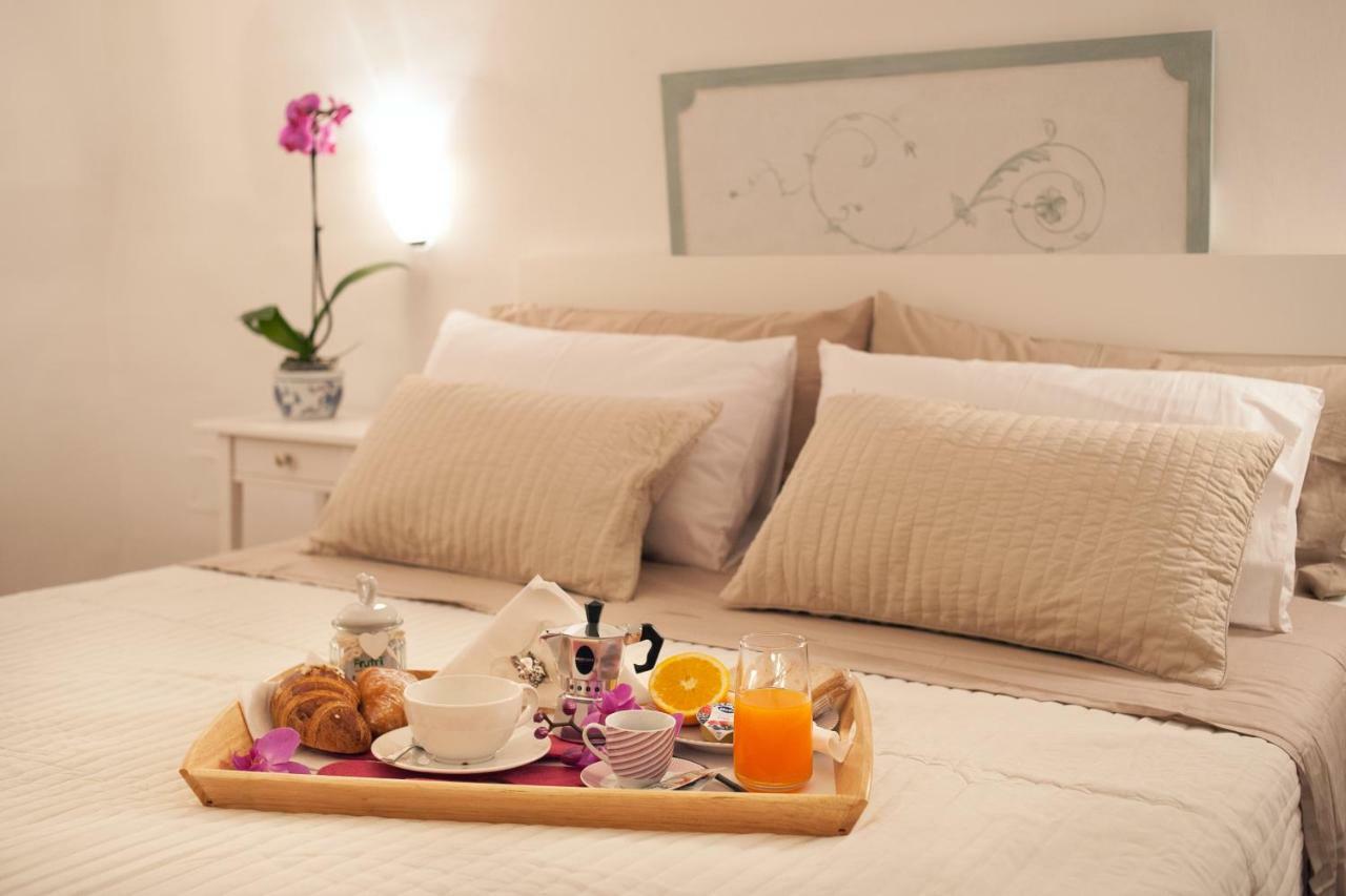 Niloufar Residence Napoli Екстер'єр фото